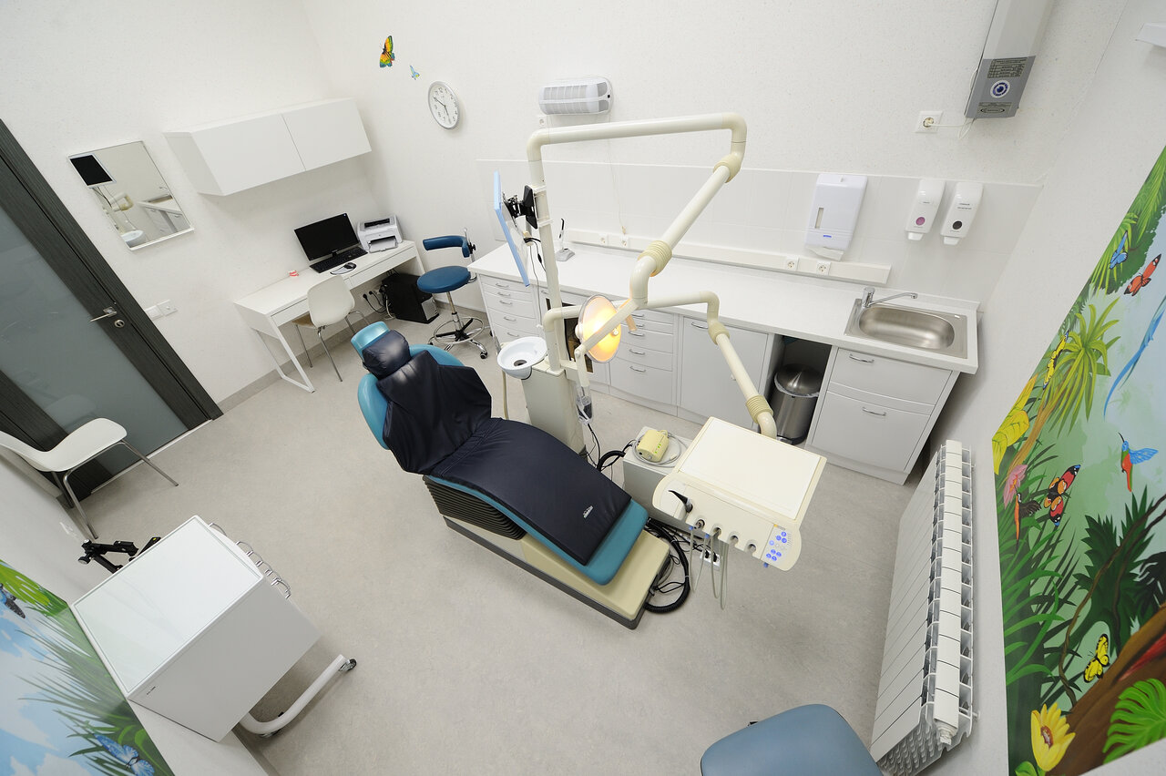Центр Швейцарской Стоматологии - Найдите проверенную стоматологию Yull.ru